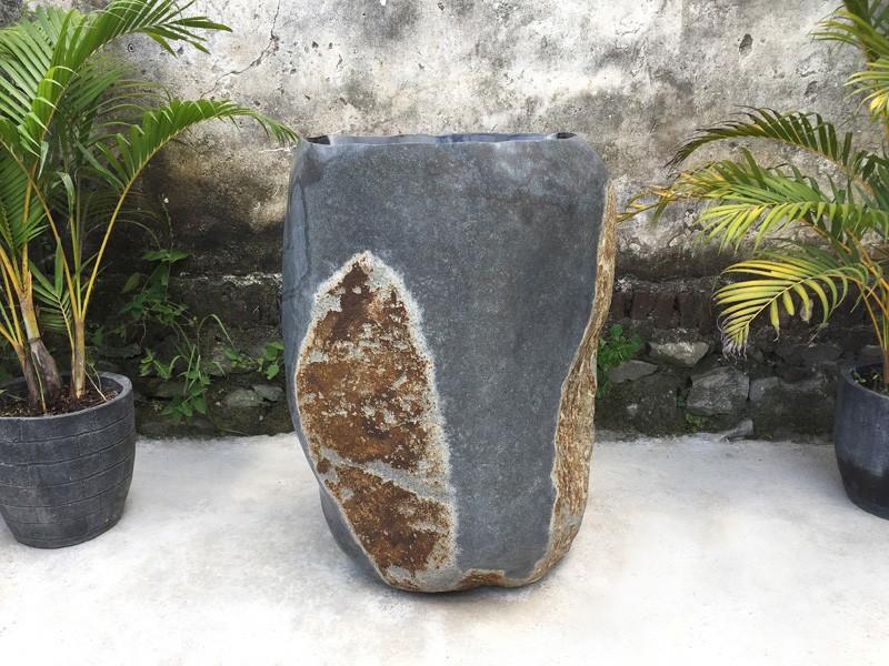 HANDMADE FREESTANDING BASIN WITH RIVER STONE