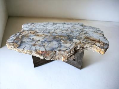 COFFEE TABLE WITH WHITE TONES MONACO