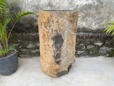 FLOOR WASHBASIN IN RUSTY GRAY STONE