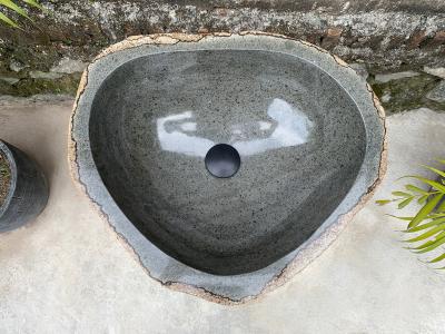 DETTAGLIO DEL LAVABO CON PIEDISTALLO IN PIETRA ARRUGGINITO - ARRELART