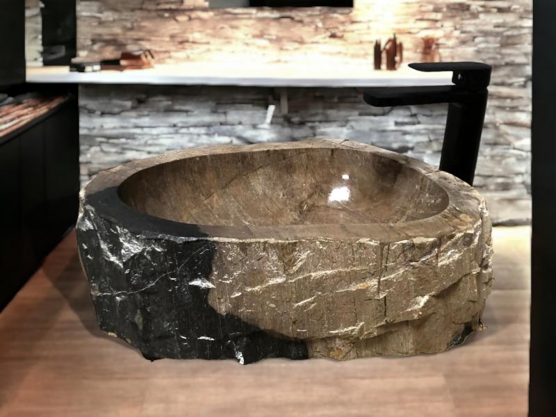 FOSSILIZED WOODEN WASHBASIN MOANDA