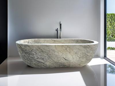 GREY MARBLE BATHTUB PORTIER