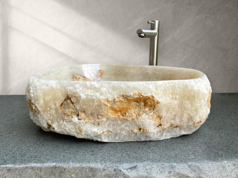 EXCLUSIVE ONYX STONE WASHBASIN OLIVIER