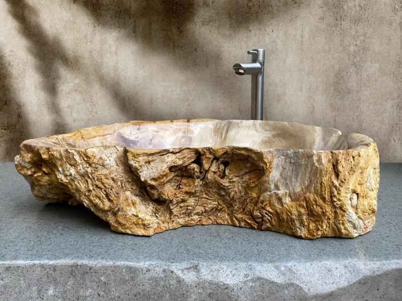 EXCLUSIVE STONE SINK CARL