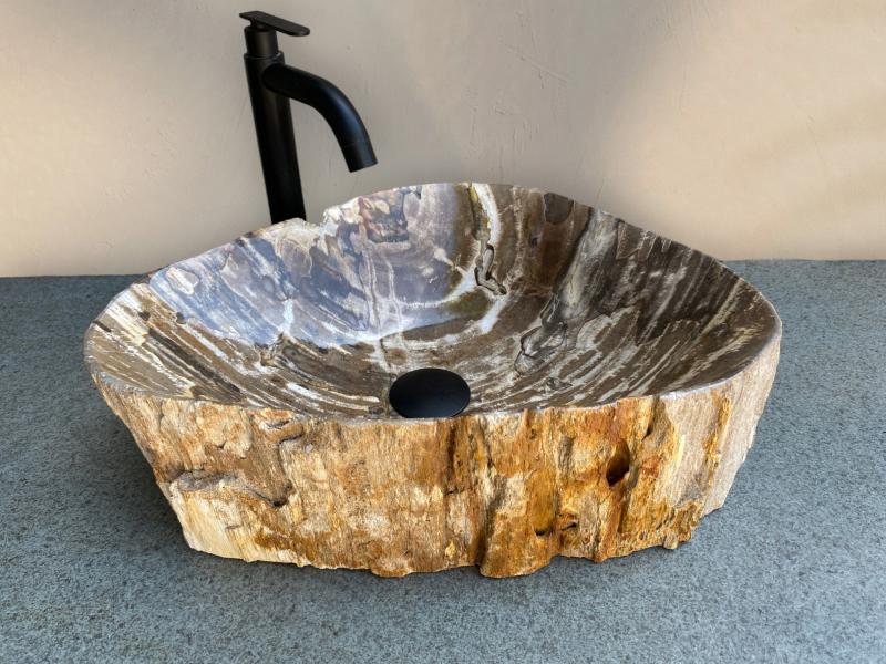 FOSSIL WOODEN WASHBASIN AKUA