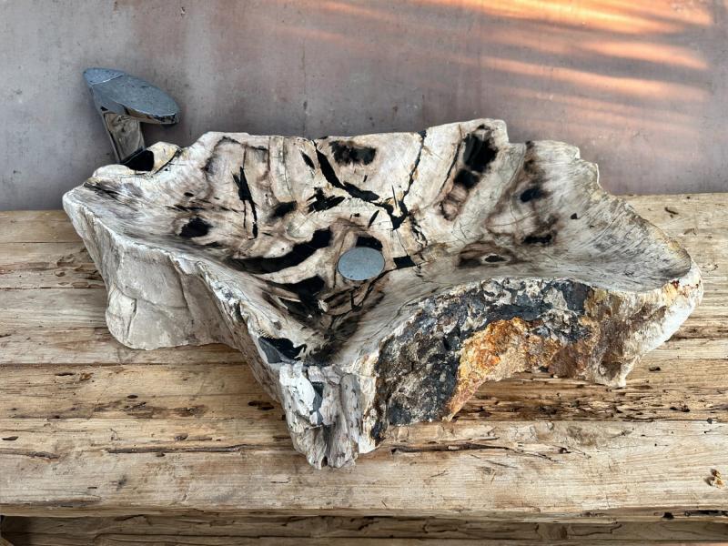 PETRIFIED WOOD WASHBASIN SASHA