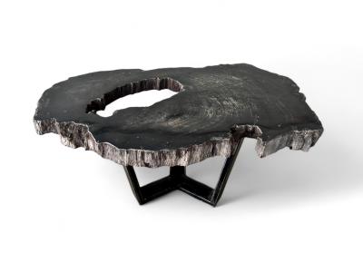 TABLE EN PIERRE NOIRE TOUAREG