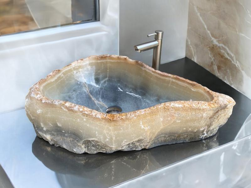 EXCLUSIVE ONYX WASHBASIN PORTOBELO