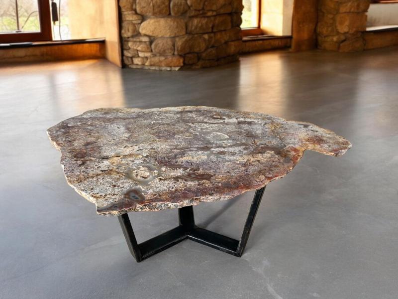 TABLE BASSE EN PIERRE SHANTI