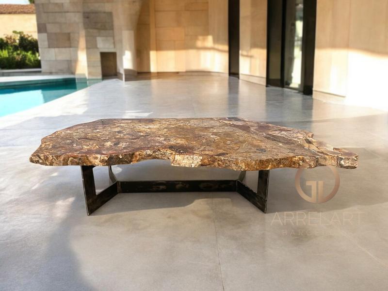 MESA DE CENTRO ARTESANAL DE ROCA BORNEO