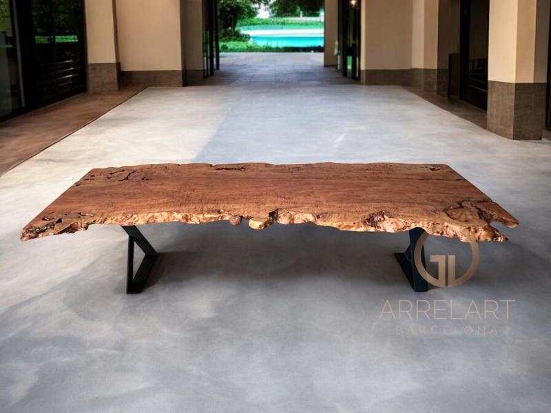 MESA DE COMEDOR DE MADERA DE LICHI ROVANIEMI