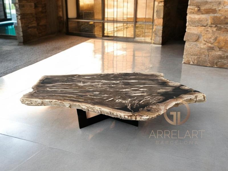 MESA DE CENTRO ALARGADA DE MADERA PETRIFICADA PADUA