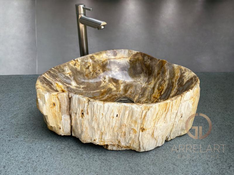 LAVABO DE MADERA ESCULPIDA MOLDAVA