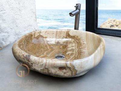 LAVABO SOFISTICADO DE BELLEZA NATURAL MENORCA