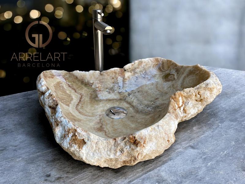 SOFISTICATED ONYX STONE SINK PRAIANO