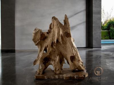 HOLZSKULPTUR SAONA