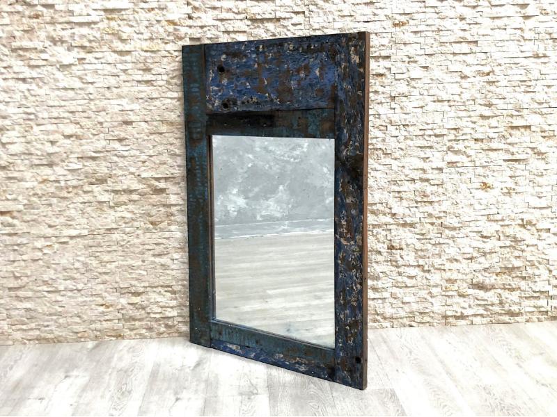 SPECCHIO IN LEGNO RICICLATO BLU