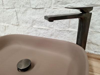 DETAIL OF TERRAZZO WASHBASIN BROWN