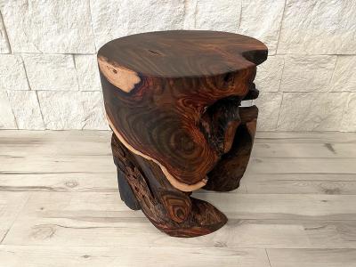 NIEDRIGER HOCKER AUS HOLZ JULES