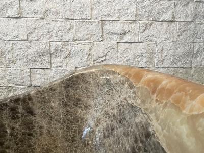 Stone detail of the Bathtub Positano