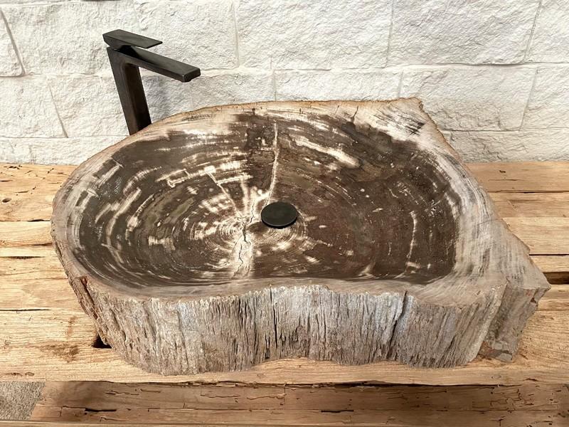 FOSSILISED WOOD WASHBASIN CAIRO